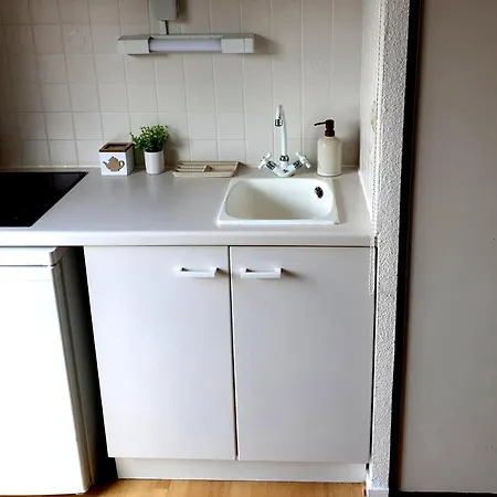 Chez Romy - Studio Equipe Avec Wifi - Proche Plage Deauville アパート *