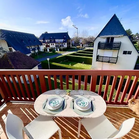 アパート Chez Romy - Studio Equipe Avec Wifi - Proche Plage Deauville トゥルジェヴィル